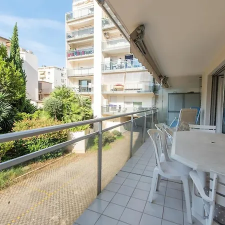 Bel En Bord De A Juan Les Pins Daire